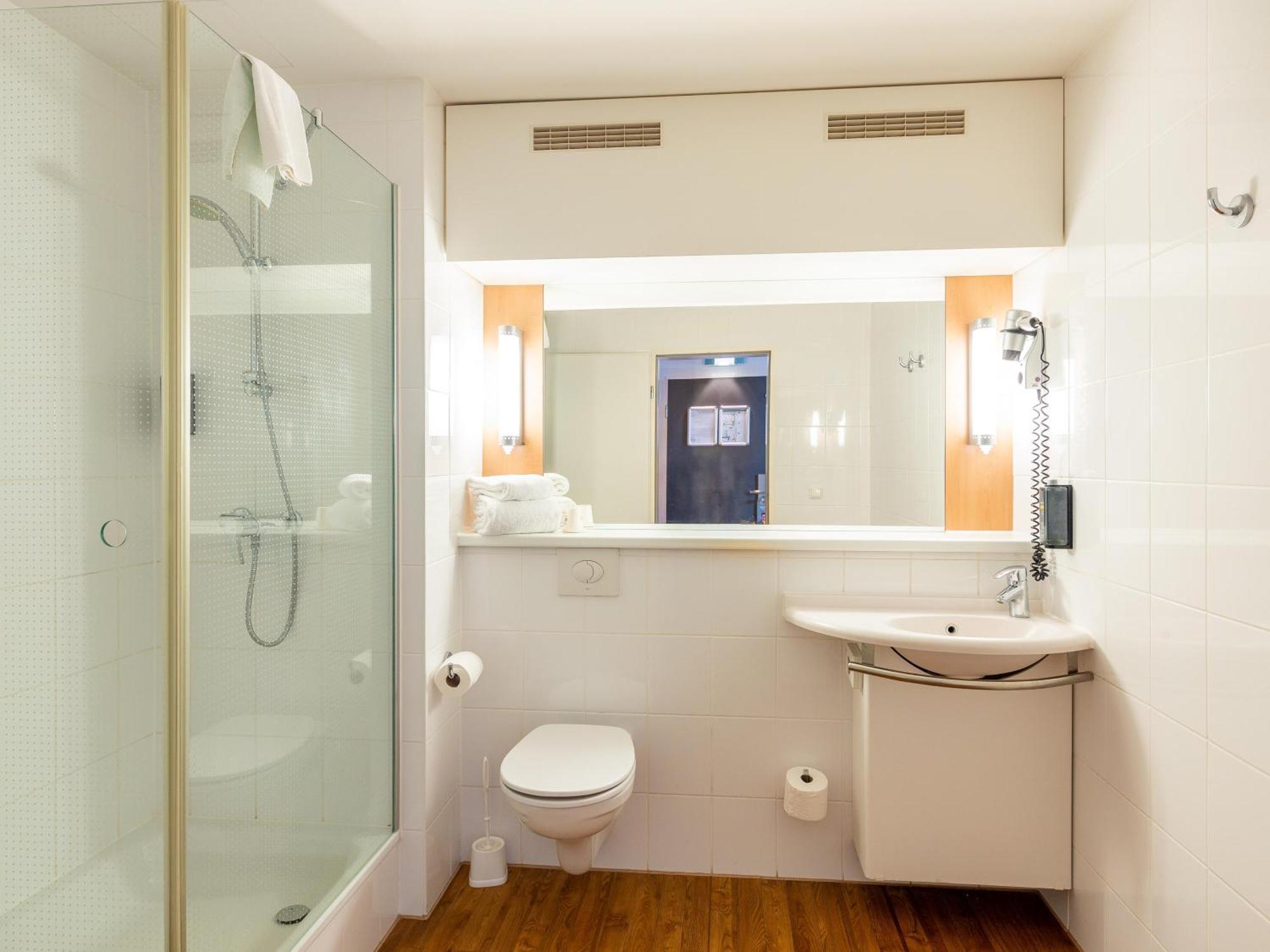 B&B Hotel Duisburg Hbf-Nord Zewnętrze zdjęcie